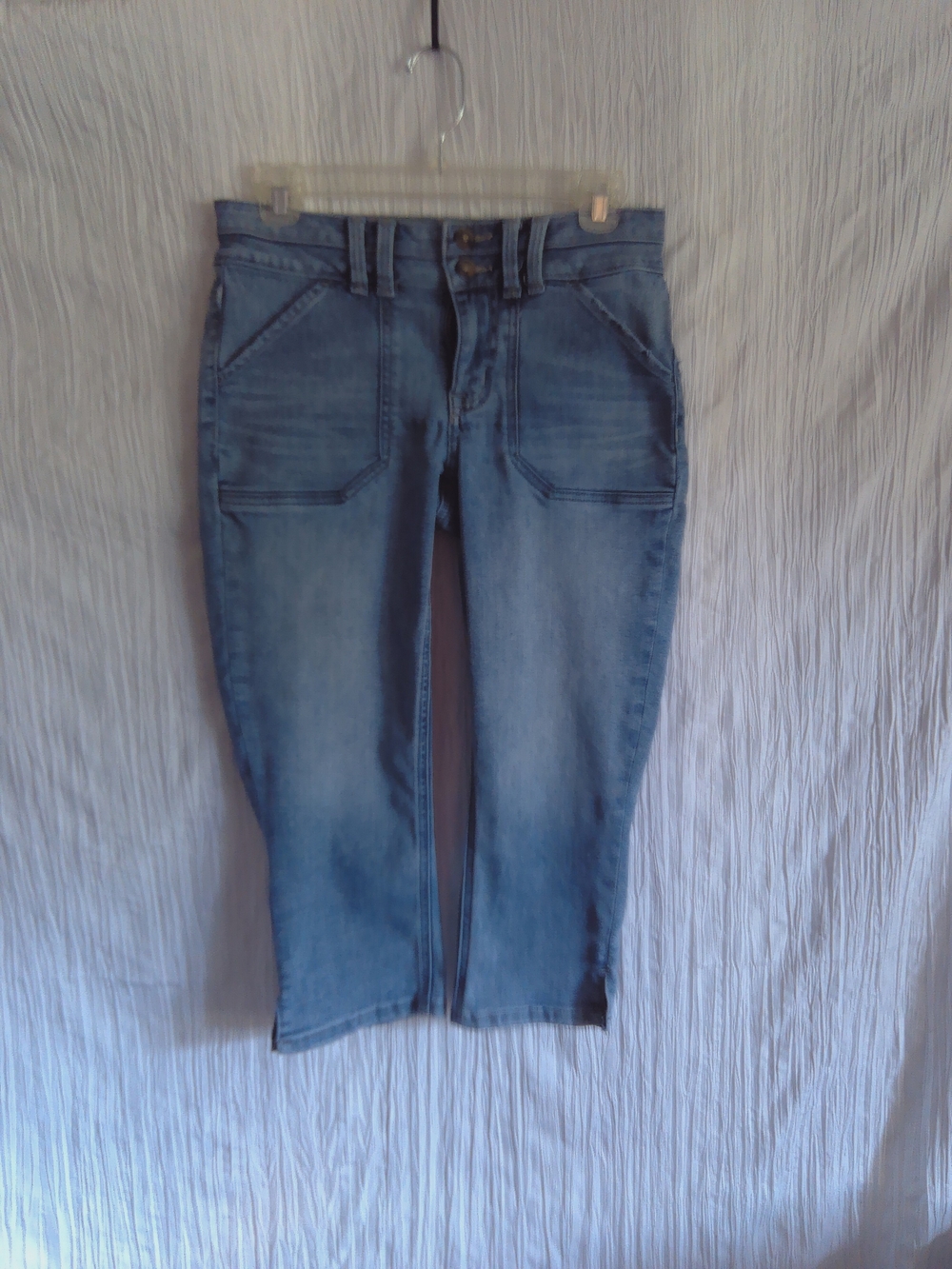 Ladies Light Blue Crop Pants\Jeans